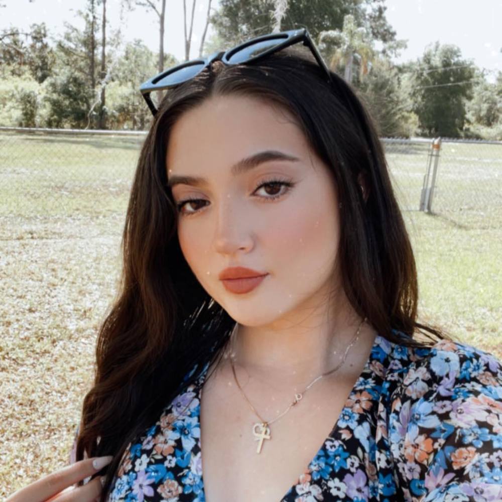 Meet your Posher, Leilani